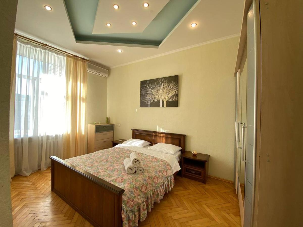Real Home Apartments In Kiev Center Екстер'єр фото