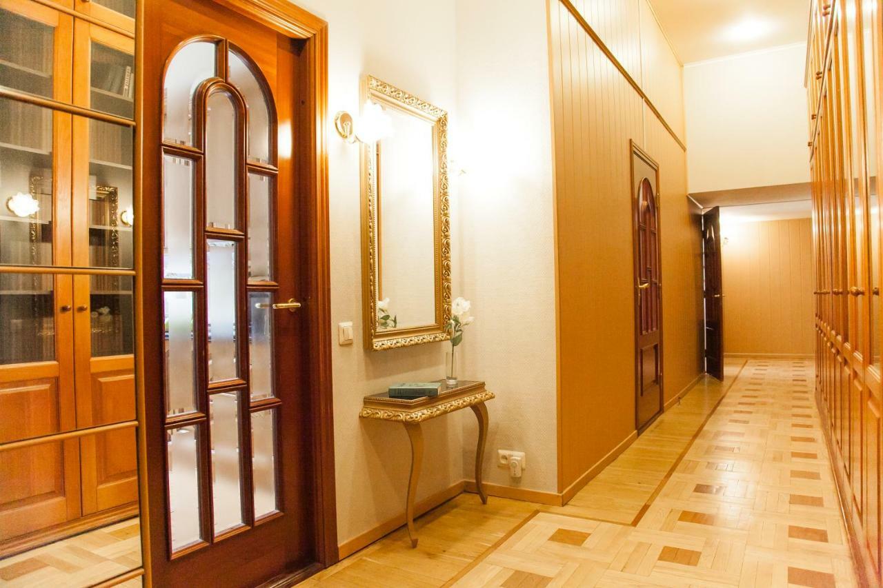 Real Home Apartments In Kiev Center Екстер'єр фото